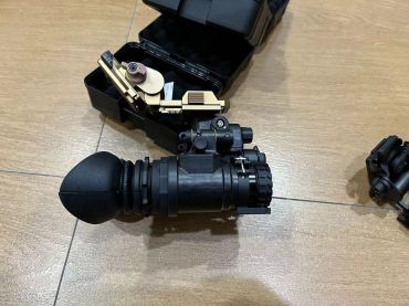 夜視鏡支架 PVS